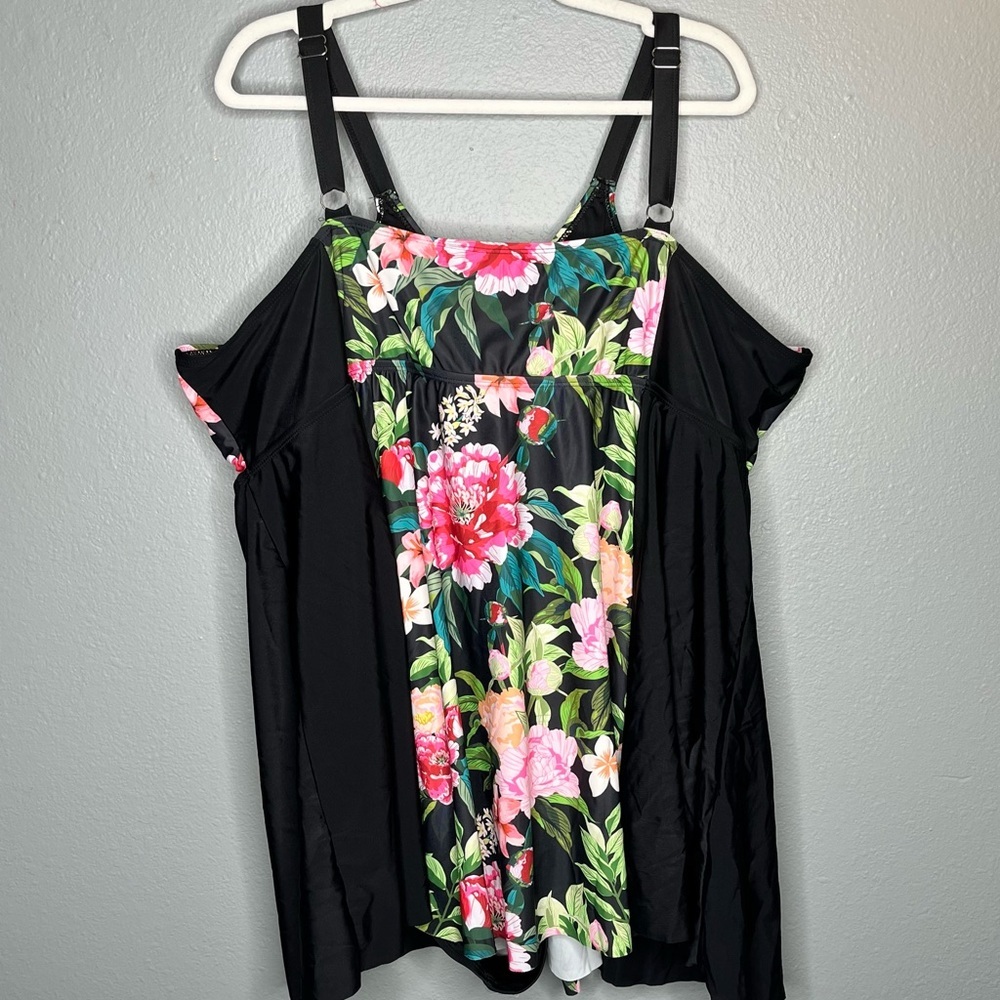 Bloomchic Women's One Piece Floral Resortwear Swimsuit - Picture 2 of 9